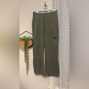 Green cargo pants for women